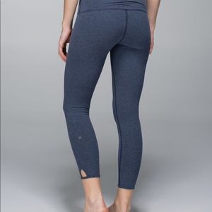 lululemon dhanurasana crop leggings